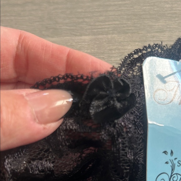 Tracy -  Lace Cheeky Panties - Blk & White - Size Medium (Set of 2) NWT - Picture 7 of 8